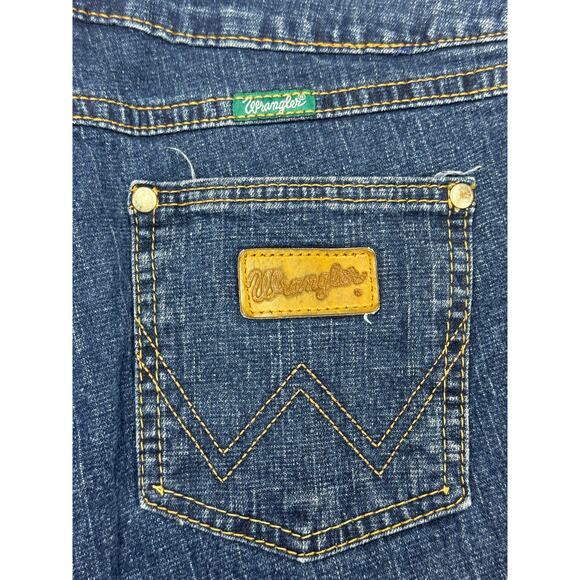 Wrangler Women's Premium Patch Bootcut Blue Denim Jeans - Size 13/14 (36x34) - Picture 3 of 5